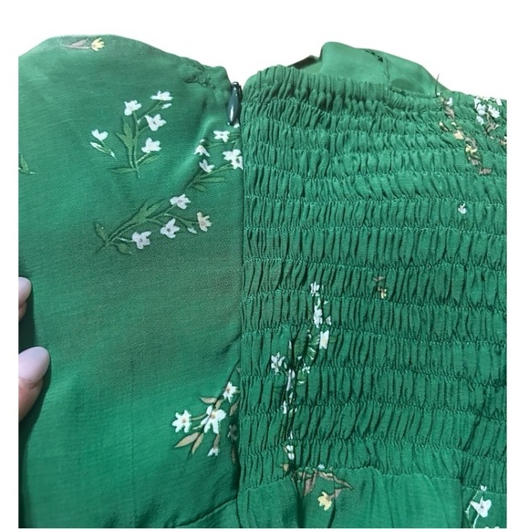 Faithfull The Brand Elsa Jumpsuit in Myrtille Floral
Green Size Small - Picture 10 of 12